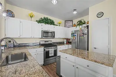 4974 Miners Ridge Drive Kitchen