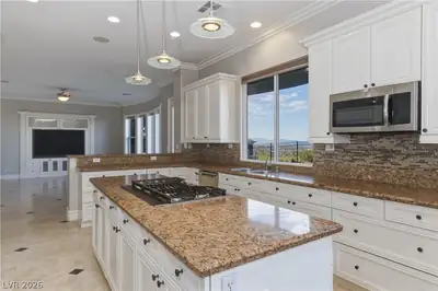 1212 Martini Drive, Henderson, NV 89052 Kitchen