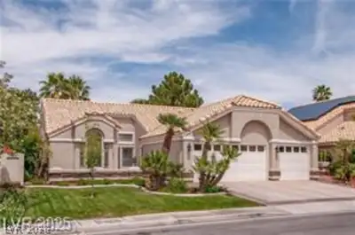 2644 White Pine Drive, Henderson