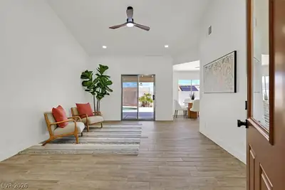530 Reliance Avenue, Henderson, NV 89002 Living Room