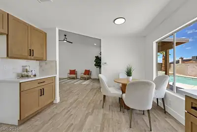 530 Reliance Avenue, Henderson, NV 89002 Dining Area