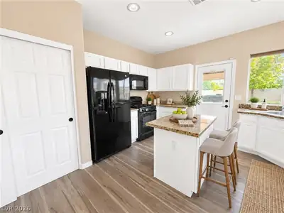5705 Eagle Claw Avenue, Las Vegas, NV 89130 Kitchen