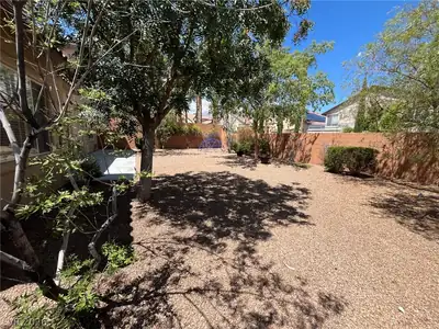 11000 Pine Knolls Court Yard