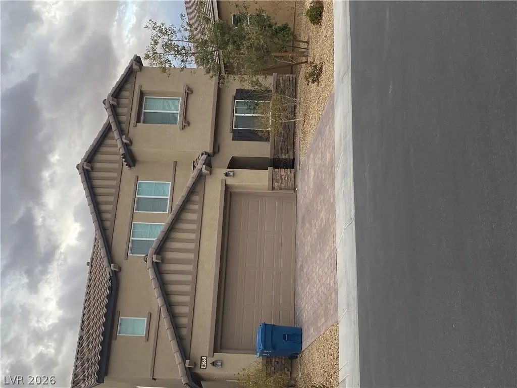 8065 Ancient Oaks Avenue, Las Vegas, NV 89113