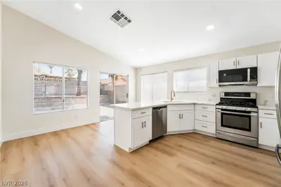 4050 Lucas Avenue, Las Vegas, NV 89120 Kitchen