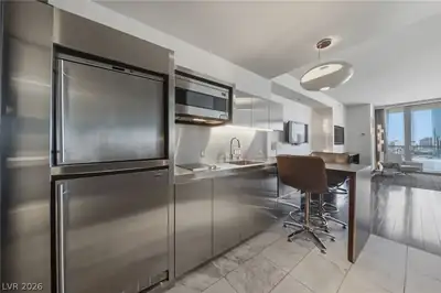 4381 West Flamingo Road 11308 Kitchen