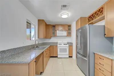 246 Meyers Avenue Kitchen
