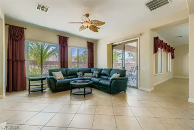 7364 Summer Duck Way Living Room