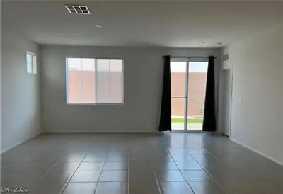 1926 Majalis Place, Las Vegas, NV 89106 Living Room