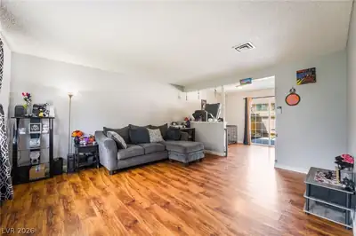 6135 Meadowgrass Lane, Las Vegas, NV 89103 Living Room