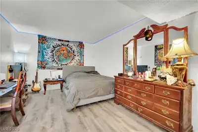 625 South Royal Crest Circle 11 Bedroom