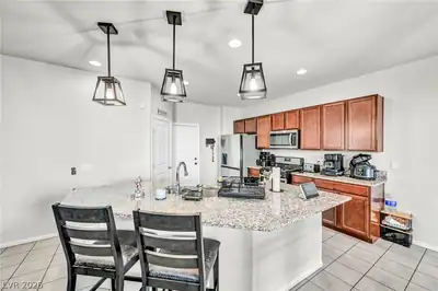 5612 Hill Cliff Court, North Las Vegas, NV 89031 Kitchen