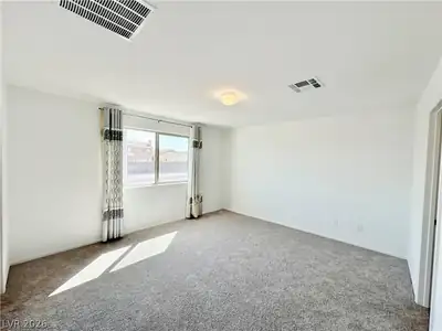 7623 Royal Halo Avenue Bedroom