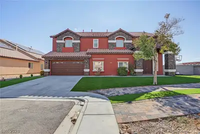 5560 Kings Row Court Las Vegas, NV 89148