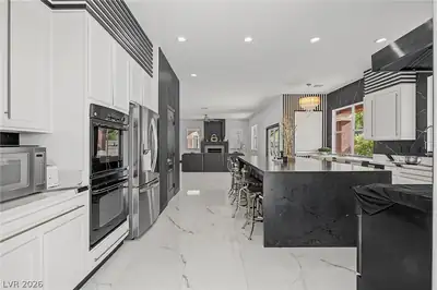 5560 Kings Row Court, Las Vegas, NV 89148 Kitchen