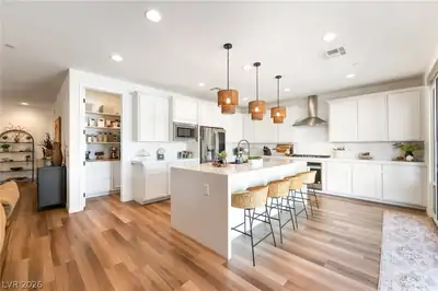 10332 Thurso Avenue, Las Vegas, NV 89166 Kitchen
