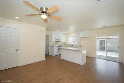 660 San Lorenzo Street 2 Kitchen