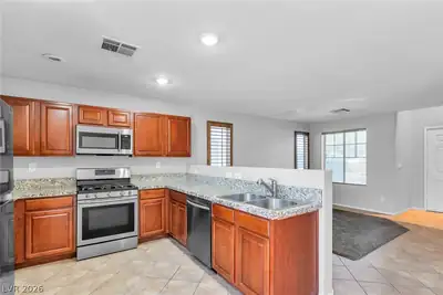 6041 El Sol Drive, Las Vegas, NV 89142 Kitchen