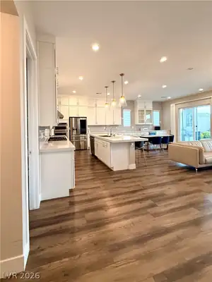 2527 Strathmill Avenue Kitchen