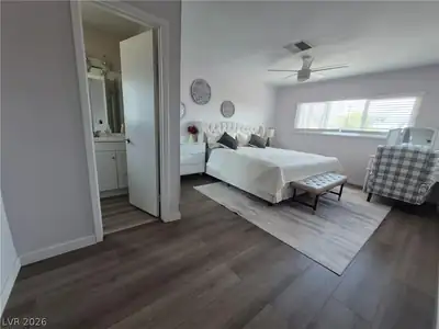 5849 West Cherokee Primary Bedroom