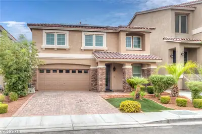8194 Duncan Peak Court, Las Vegas