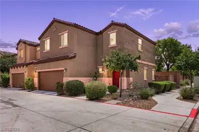 9041 Silken Crests Court, Las Vegas, NV 89149 Front of Structure