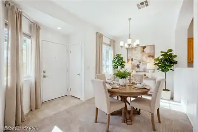1241 Nevada Sky Street Dining Area