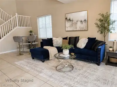 5628 West Tideview Street Living Room