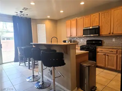 5628 West Tideview Street Kitchen