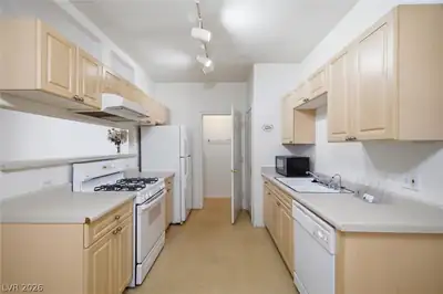 1401 North Michael Way 139 Kitchen