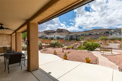 2087 King Mesa Drive Patio