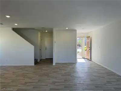 7640 Royal Halo Avenue, Las Vegas, NV 89113 Entrance Foyer