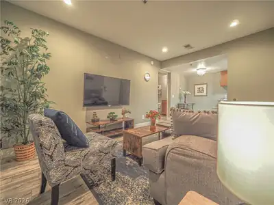 4200 South Valley View 1085 Living Room