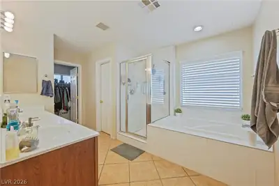 5957 Addy Lane, North Las Vegas, NV 89081 Primary Bathroom