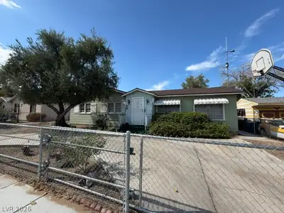 1929 Ballard Drive, Las Vegas, NV 89104 Front of Structure