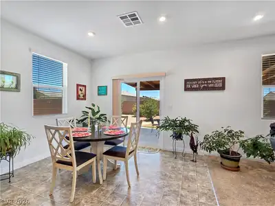 3543 East Malheur Avenue Dining Area