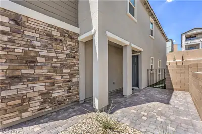 527 Preston Oak Lane, Las Vegas, NV 89138 Side of Structure