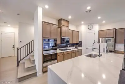 527 Preston Oak Lane, Las Vegas, NV 89138 Kitchen