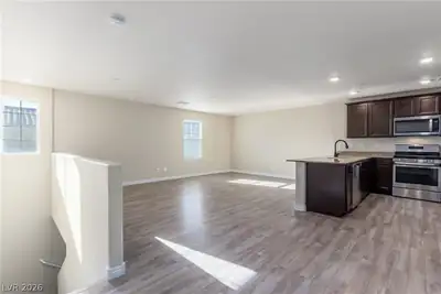 4518 Dover Straight Street Kitchen