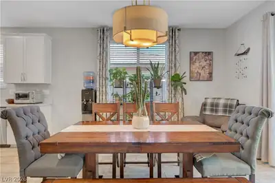 1102 North Water Street Dining Area