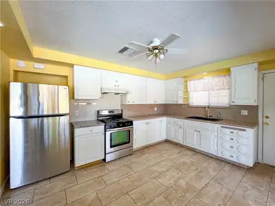 4620 Nolan Lane, Las Vegas, NV 89107 Kitchen