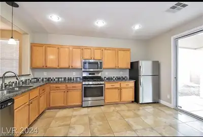 5012 Charlo Drive, Las Vegas, NV 89131 Kitchen