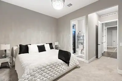 36 Thorn Creek Street Bedroom