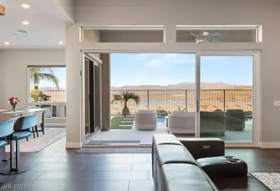 36 Thorn Creek Street Living Room