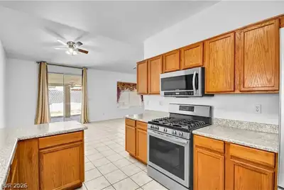 5129 Coral Beach Street, North Las Vegas, NV 89031 