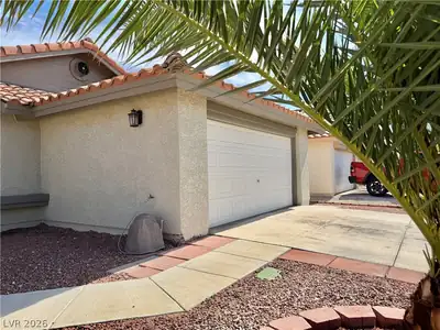 642 Freeburg Place Garage
