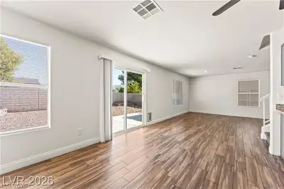 8708 Majestic Pine Avenue, Las Vegas, NV 89143 