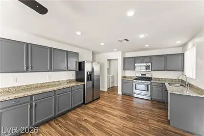 8708 Majestic Pine Avenue, Las Vegas, NV 89143 