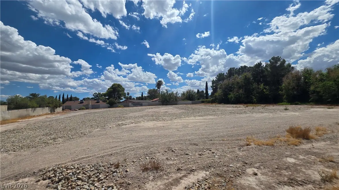 3995 West Vegas Drive