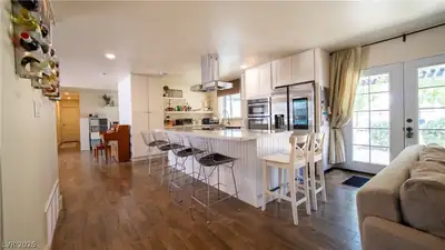 425 Blackridge Road, Henderson, NV 89015 Kitchen